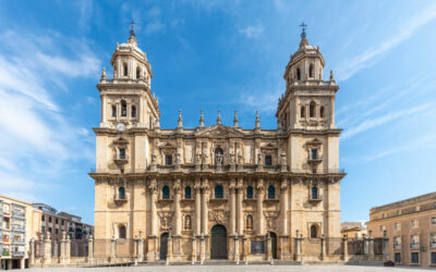 La catedral de Jaén: un espléndido templo rodeado de balcones