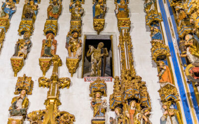 Alegorías a la muerte en las catedrales de Salamanca y Guadix
