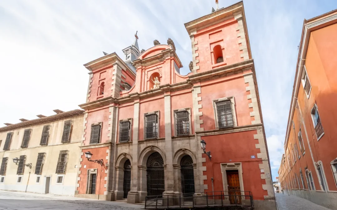 Una nueva visita cultural para las Comendadoras de Santiago de Madrid